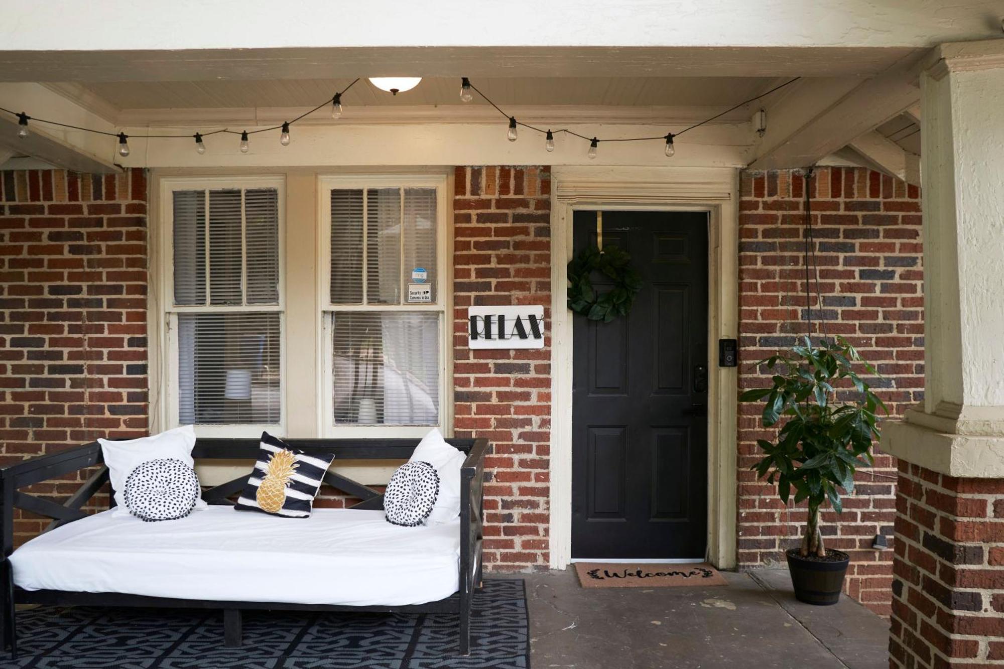 Cozy Atl Getaway - 5 Min From Airport & Downtown Villa Atlanta Bagian luar foto