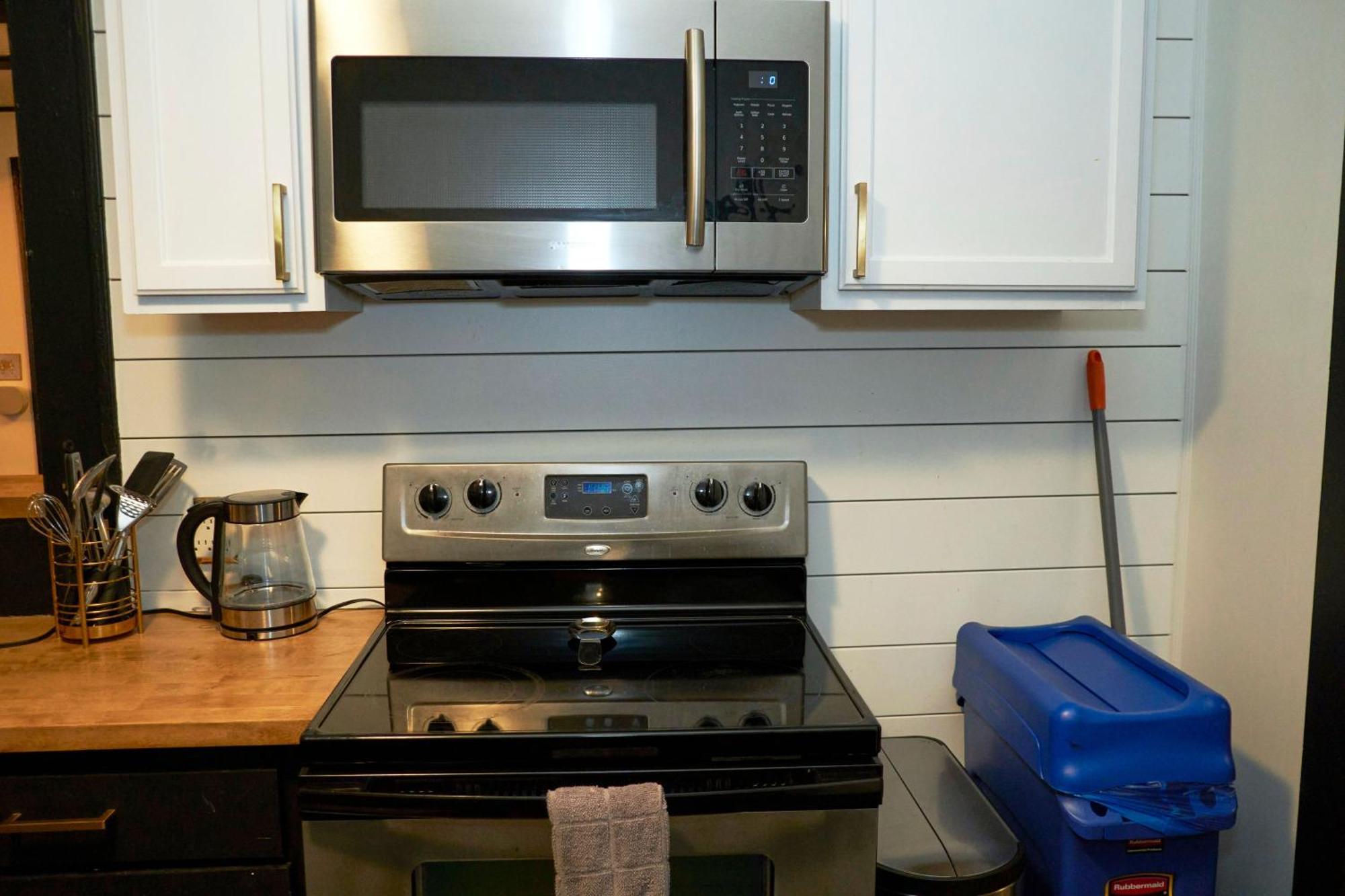 Cozy Atl Getaway - 5 Min From Airport & Downtown Villa Atlanta Bagian luar foto